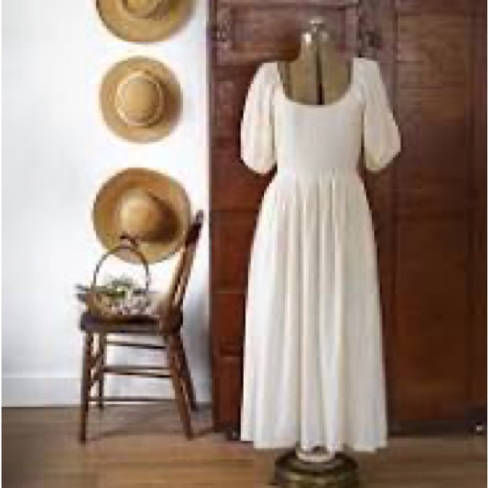 NWOT Little Cottonwood Brooke Dress Medium, White